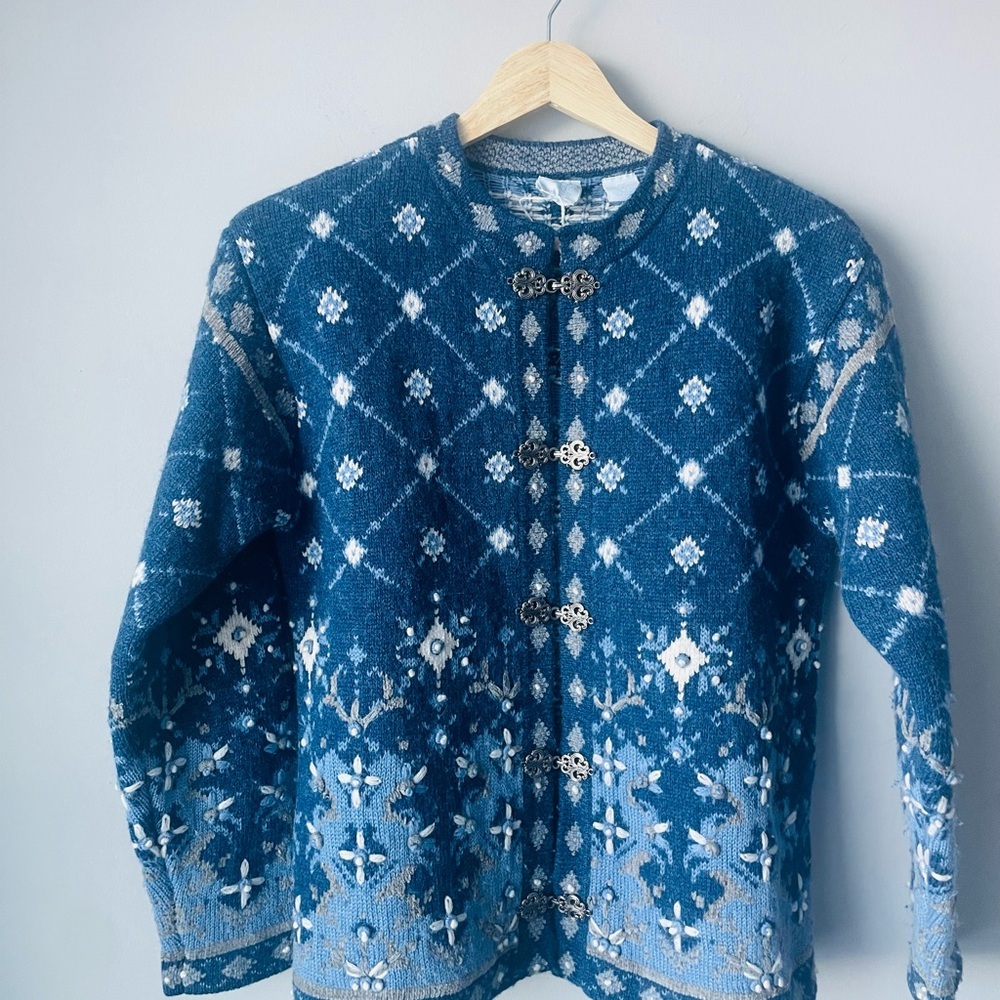 Snowflake Designs Nordic Vintage Sweater